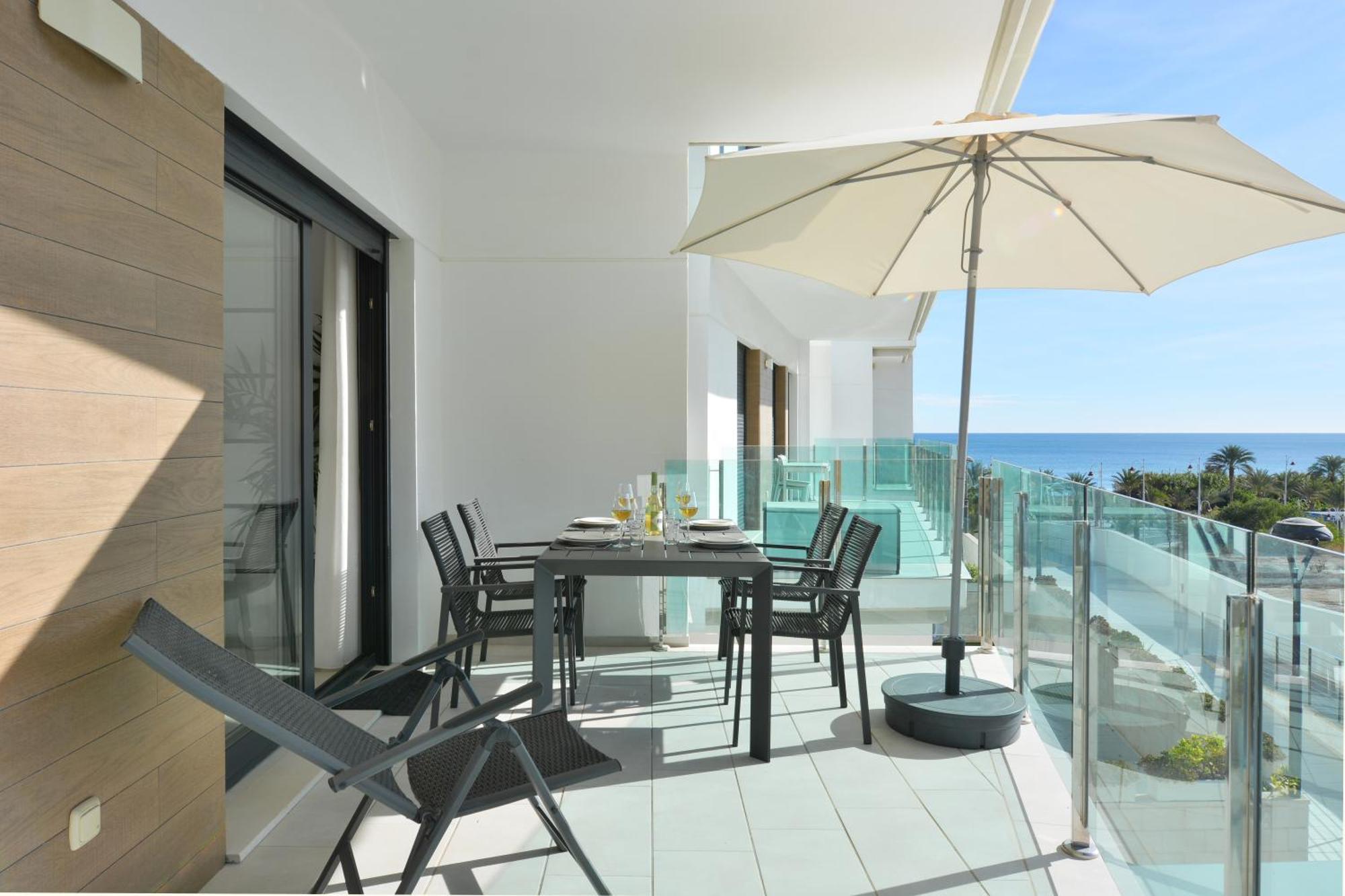 Beachfront Luxury Apartments By Nras Arenales del Sol Rom bilde