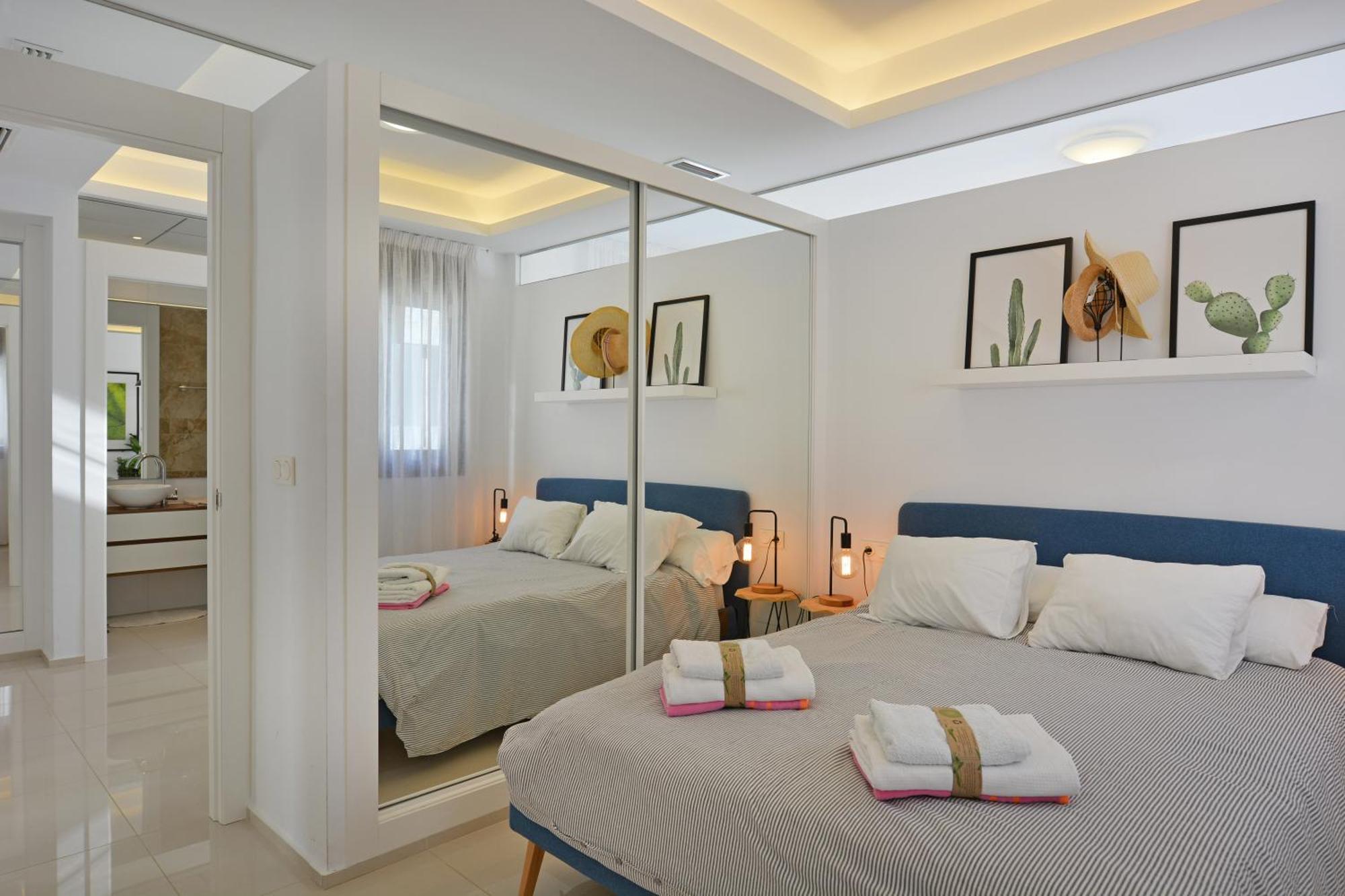 Beachfront Luxury Apartments By Nras Arenales del Sol Rom bilde