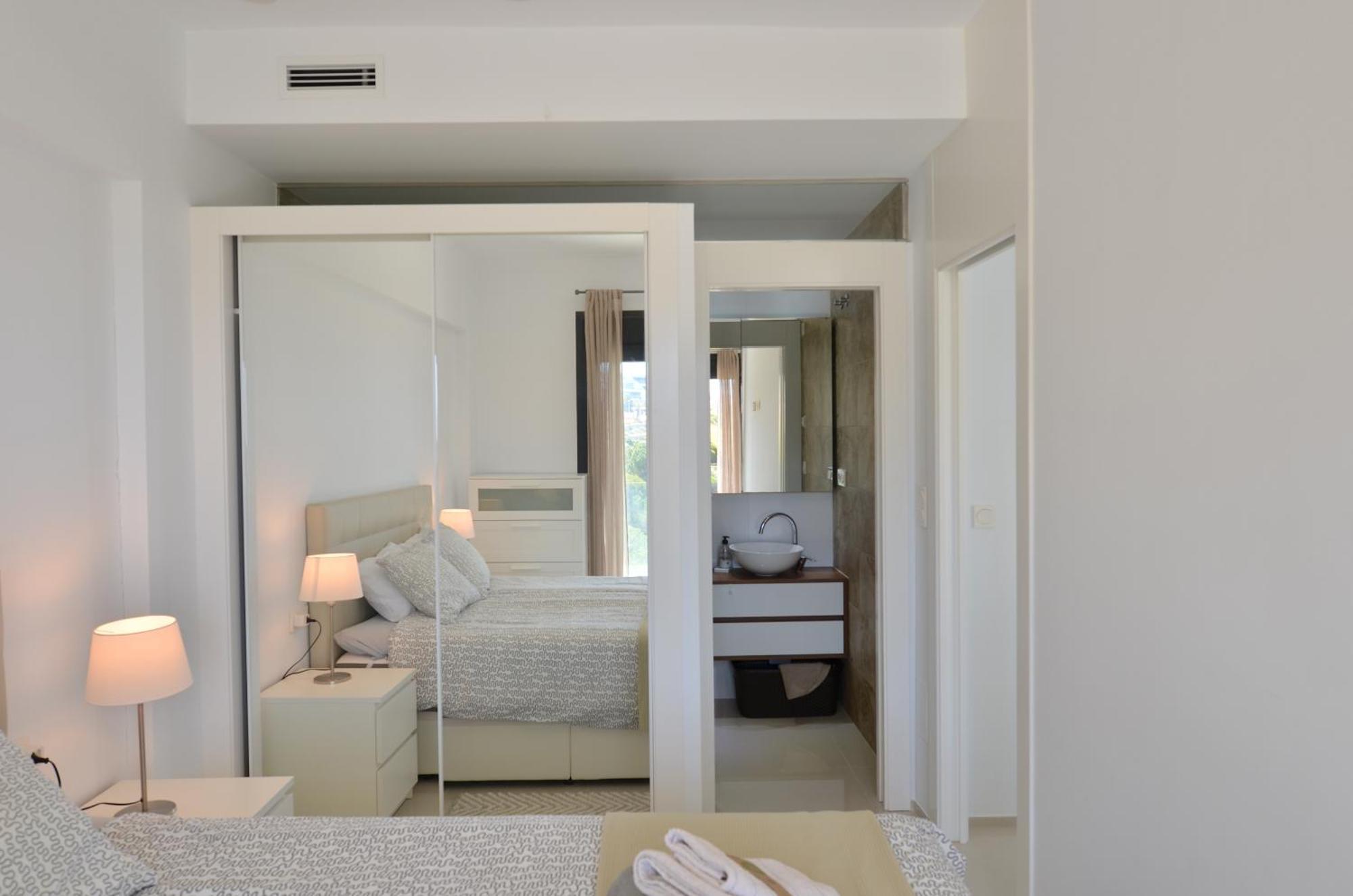 Beachfront Luxury Apartments By Nras Arenales del Sol Rom bilde
